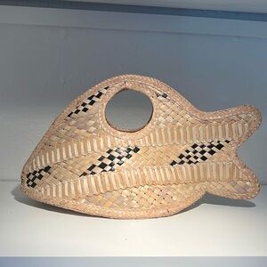 Handmade Bahamian Straw Fish Handbag